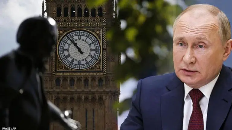 Is the UK being infiltrated by Putin’s spies? One former MI6 agent warns so Russia