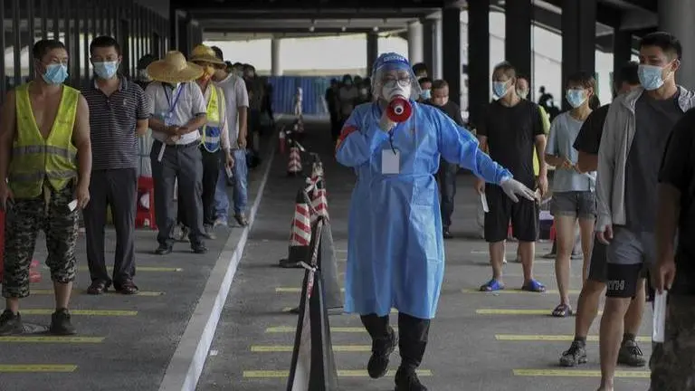 China: 80,000 tourists stranded as COVID-19 lockdown expands in Hainan China