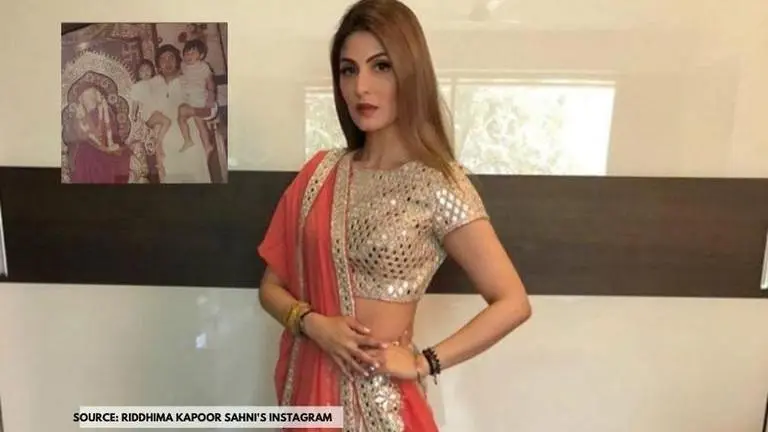 Young Ranbir Kapoor, Riddhima Kapoor Sahni pose with father Rishi in this old photo Ranbir Kapoor