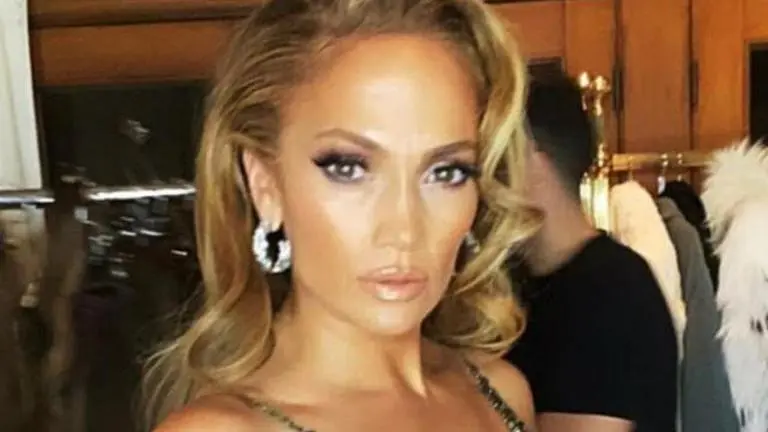 Jennifer Lopez's songs based on women & how they see love and life Jennifer Lopez