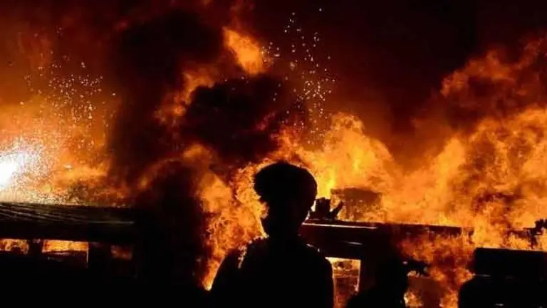 Fire at shoe factory in Delhi, one charred to death