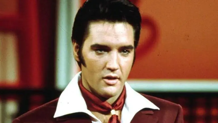 When Elvis Presley hurled insults at himself while watching his own film in theatre Elvis Presley