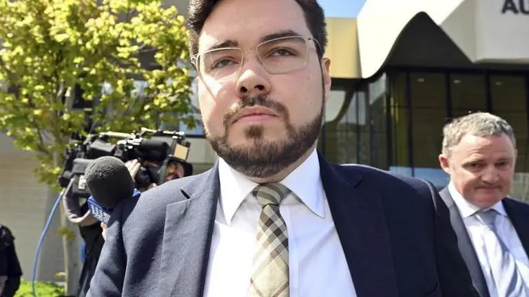 Prosecutor drops Australian Parliament House rape charge Former Liberal Party staffer Bruce Lehrmann