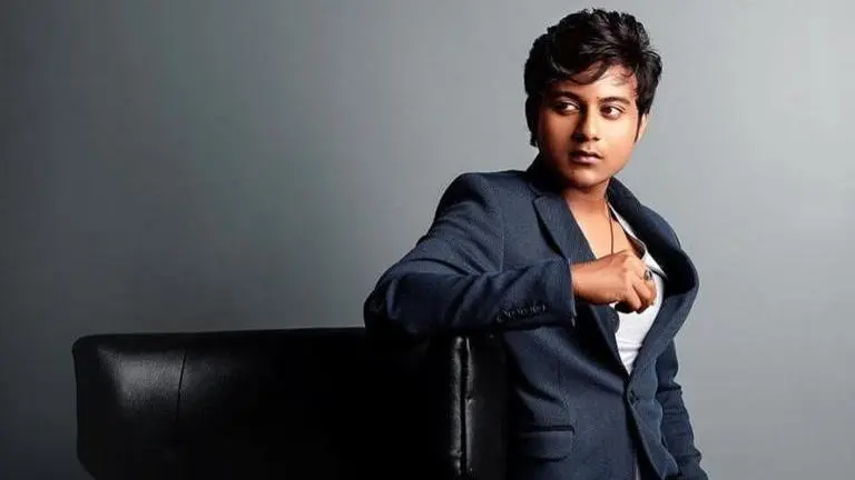 super singer aajeedh