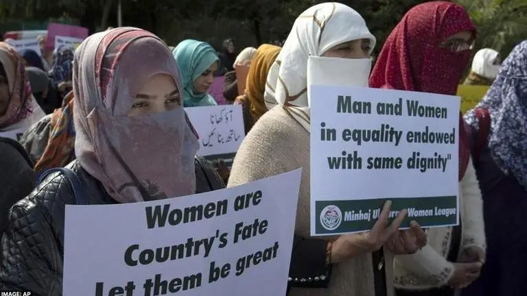 2,777 cases of domestic violence against women in Pakistan's Sindh: Report Representative Image