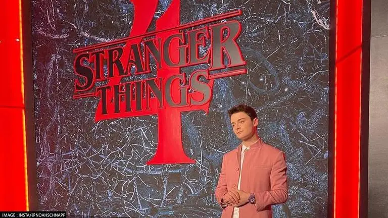 'Stranger Things' star Noah Schnapp comes out as gay, compares self to Will Byers Noah Schnapp