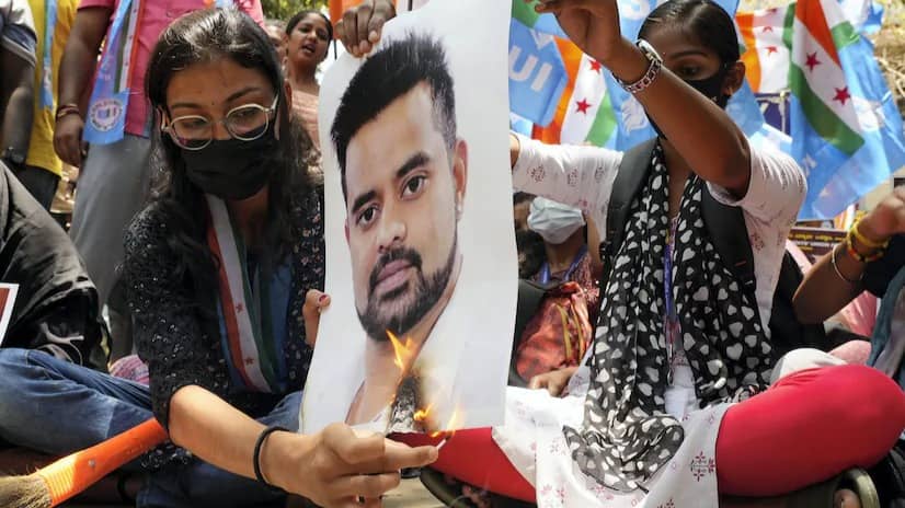 SIT Contemplating Potency Test on Rape Accused Prajwal Revanna: Reports | Republic World