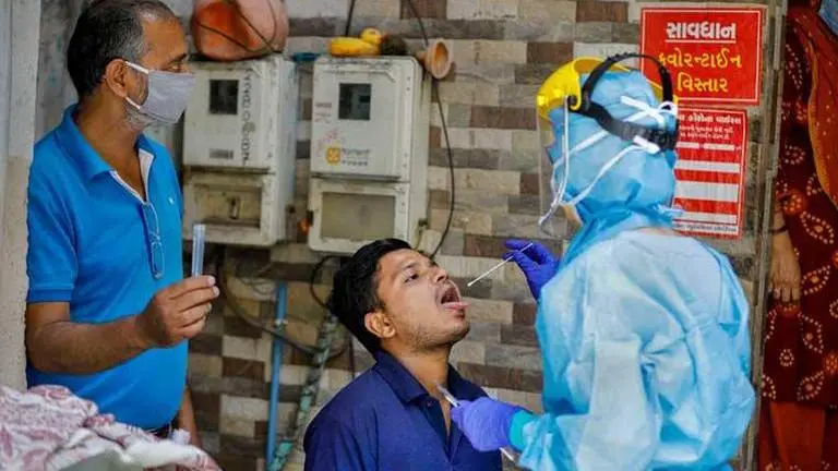 Maha reports 3,106 new coronavirus cases, 75 deaths, 4,112 recoveries