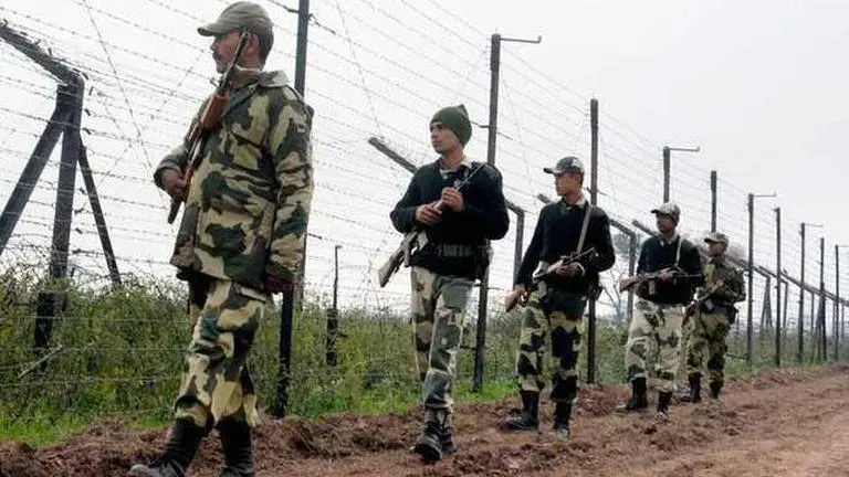 Tamil Nadu man detained near Indo-Pak border in Gujarat; border area map, tools found in his bag