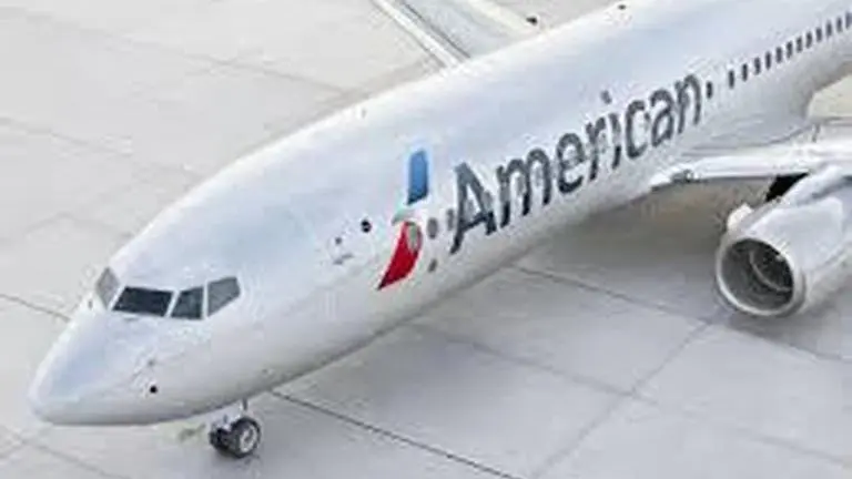 American Airlines holding off decision to cut some flights