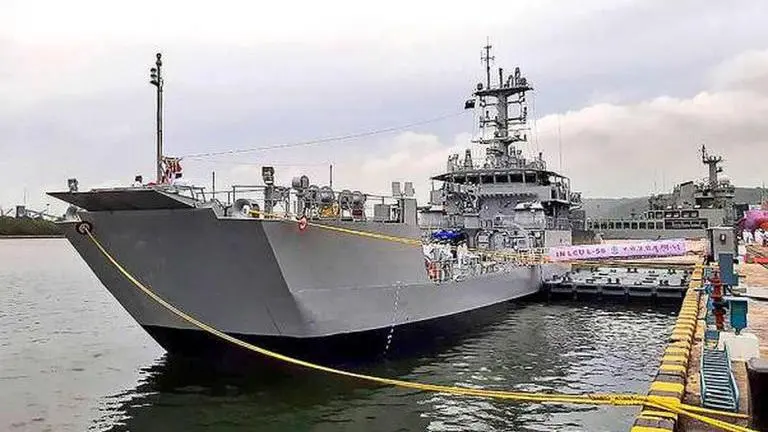 GRSE delivers eighth landing craft utility ship to Indian Navy
