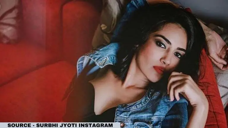 Surbhi Jyoti slays in gorgeous red lipstick; see pics inside Surbhi Jyoti
