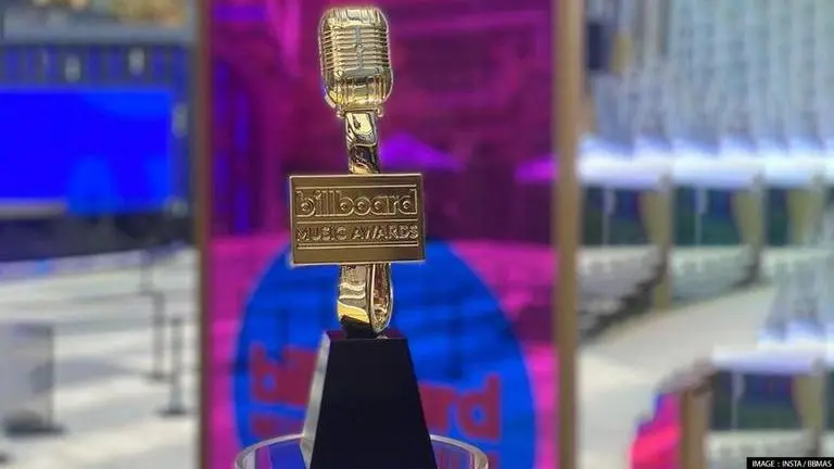 Billboard Music Awards 2022: Olivia Rodrigo and Drake win big, BTS bags 3 trophies Billboard Music Awards 2022