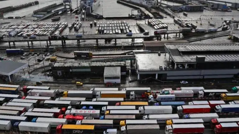 Businesses plead for Brexit deal as trade talks remain stuck