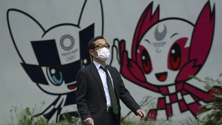 Japanese PM says coronavirus vaccine is a priority for safe Olympics