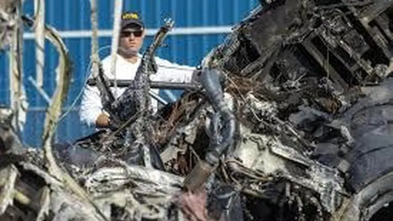 NTSB: Pilot's actions likely caused Earnhardt plane crash