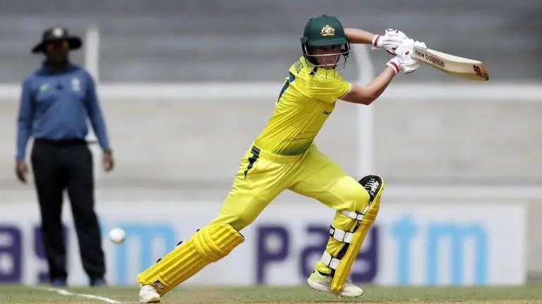 Australian captain Meg Lanning delivers virtual batting class for Ireland women's team Australian