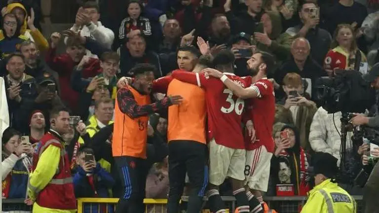 Cristiano Ronaldo names two Man United youngsters who impress him: 'They're professional' Cristiano Ronaldo