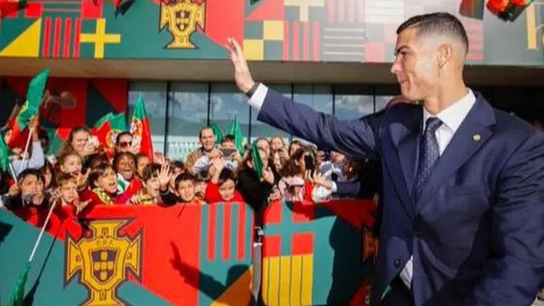 Cristiano Ronaldo puts Man United woes to one side, arrives in Qatar for FIFA World Cup FIFA World Cup