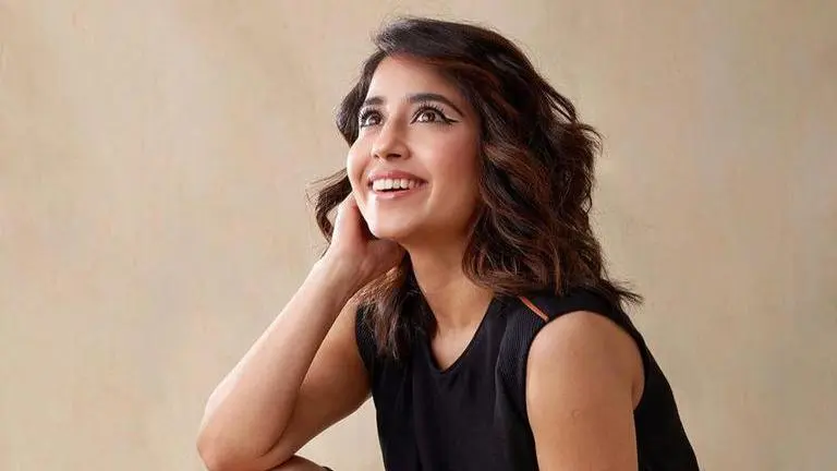Shweta Tripathi poses with 'The Gone Game' co-stars, says 'Finally got to meet all' Shweta Tripathi is elated to meet 'The Gone Game' co-stars, says 'Finally got to meet all'