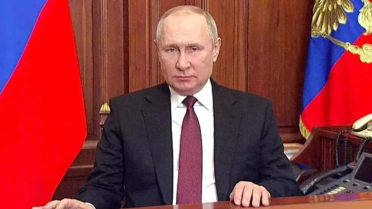 Putin justifies arrests saying Russia at war with neighbour, 'Certain attitude' needed Putin