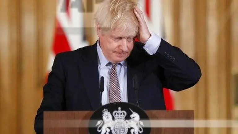 UK PM and medical, science chiefs give virus update