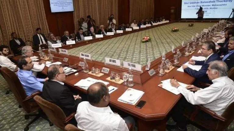 Maharashtra CM meets industrialists in line with the vision of a trillion-dollar state Maharashtra