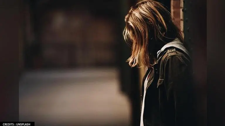 Doomscrolling: What is doomscrolling and how it negatively impacts your mental health? doomscrolling