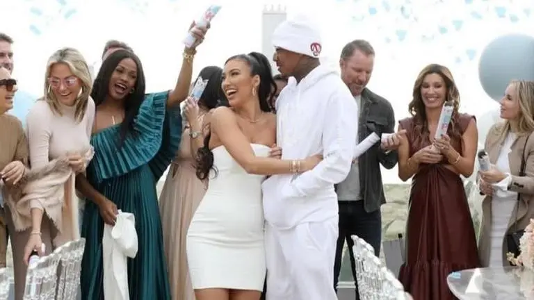 Nick Cannon, bre tiesi