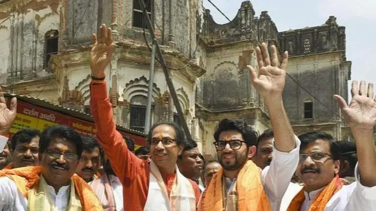 JNU Violence: Shiv Sena slams Centre, says 'Nobody has ever done such poor politics' JNU