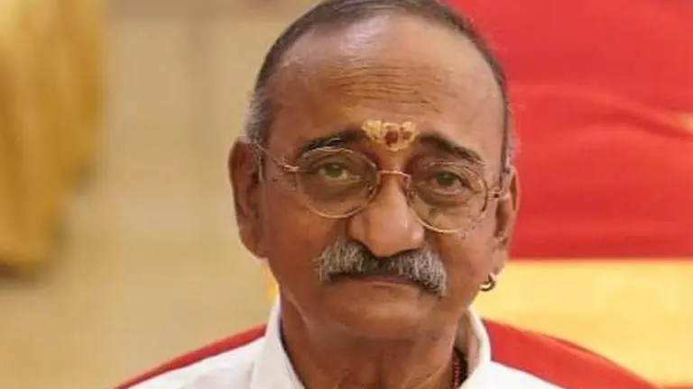 Soorarai Pottru actor and comedian RS Shivaji dies aged 66 Soorarai Pottru