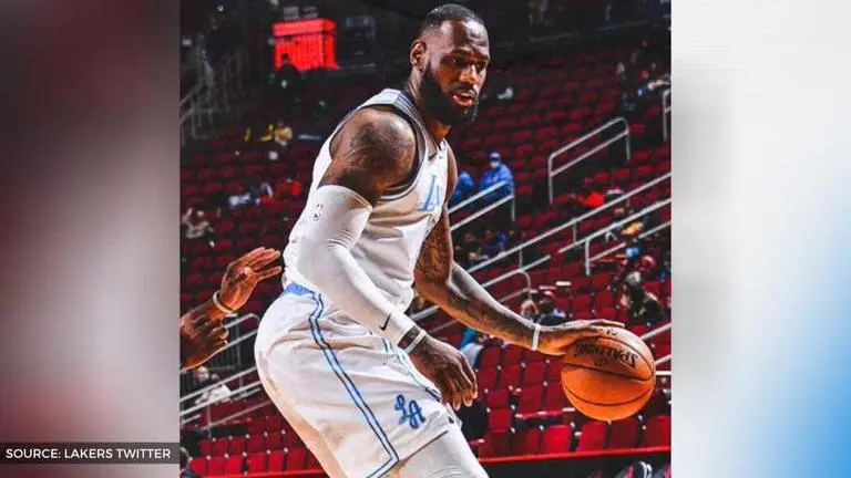 Is LeBron James playing tonight? Lakers star likely to play despite ankle troubles is lebron james playing tonight