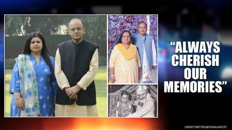 Arun Jaitley's daughter remembers leader on parents' anniversary, posts heartwarming pics Arun Jaitley's daughter remembers leader on parents' anniversary, posts heartwarming pics