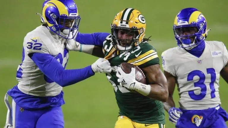 Mother knows best: Jones savors chance to stay in Green Bay AP