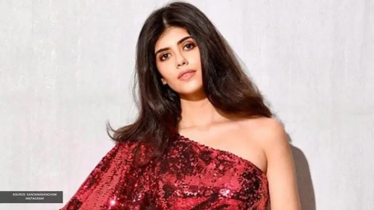 Sanjana Sanghi crosses 900K followers on Instagram; shows 'gratitude' as fans celebrate Sanjana Sanghi