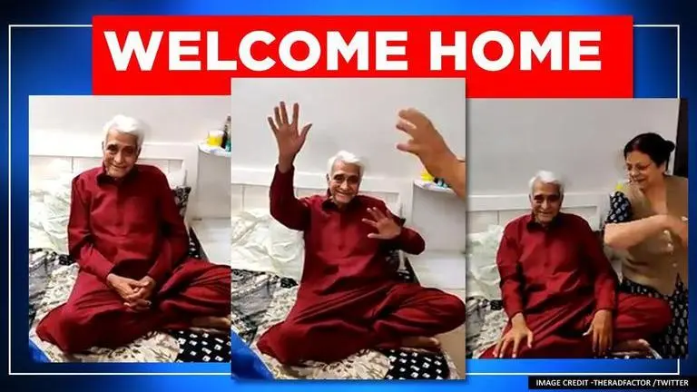Video: Wife dances to 'Gali Mein Aaj Chand Nikla' as husband returns from hospital Wife dances to Gali Mein Aaj Chand Nikla on husband's return, watch