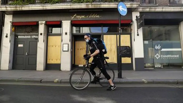 Hancock: 17% of Londoners, 5% of UK have had virus