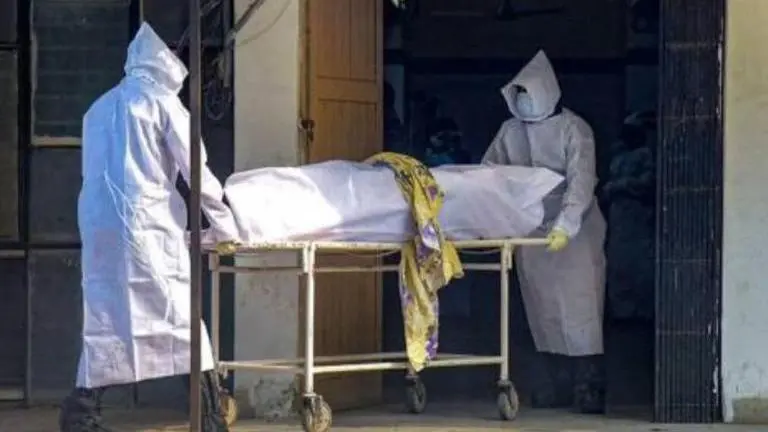 India logs in 131 more COVID deaths, 13203 cases