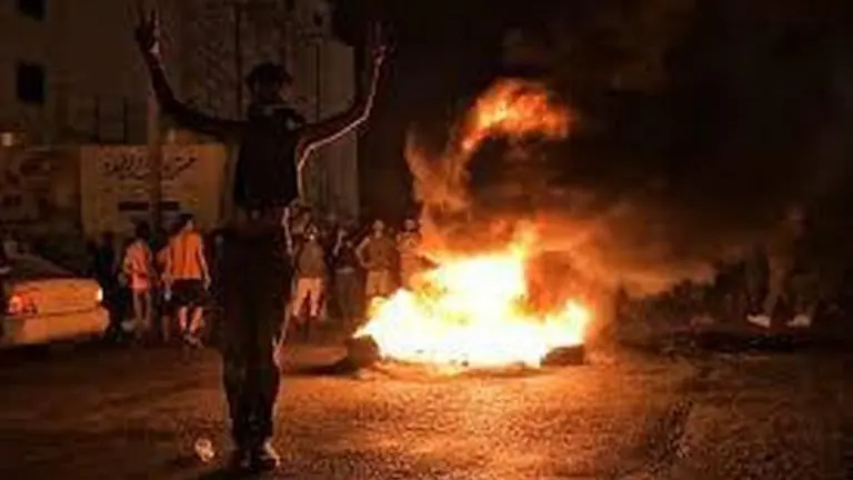 Officials say east Libya government resigns amid protests