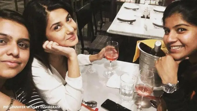Jennifer Winget is a true foodie and these pictures are proof; See pictures Jennifer Winget