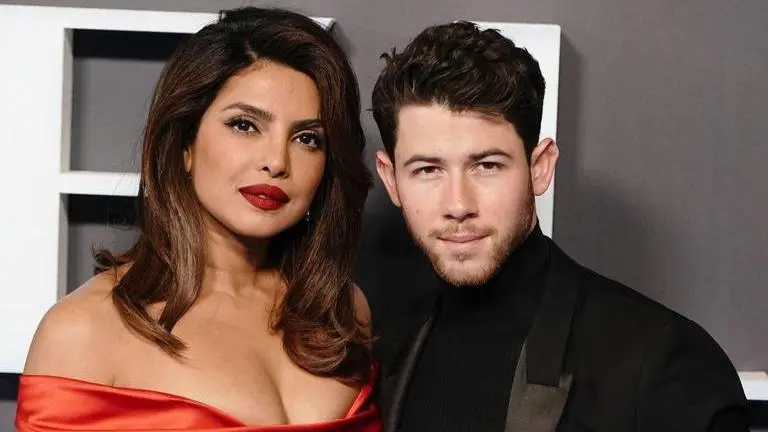 Nick Jonas is obsessed with Priyanka Chopra's 'red dress' at Citadel Premiere | WATCH Citadel Global Premiere