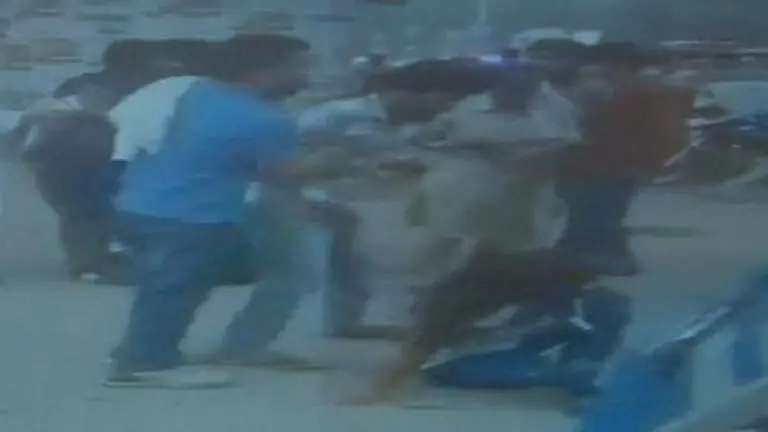 Sword fight breaks out in Punjab's Moga, at least nine injured Punjab