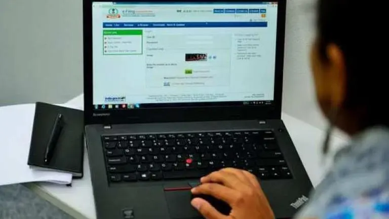 Laptops that can be linked to braille terminals given to visually-impaired children in J&K Laptops that can be linked to braille terminals given to visually-impaired children in J&K