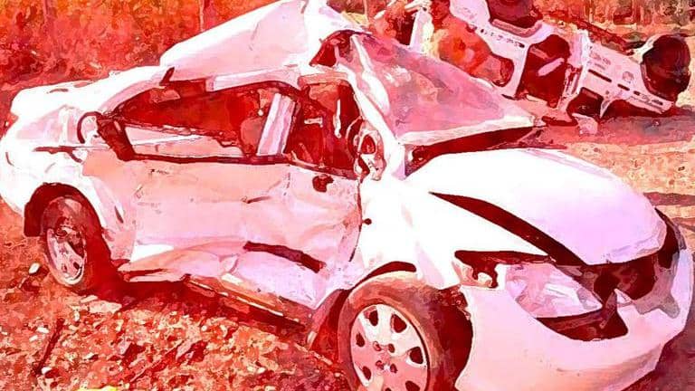 Two brothers killed as car crashes into tree in Chhattisgarh | Republic ...