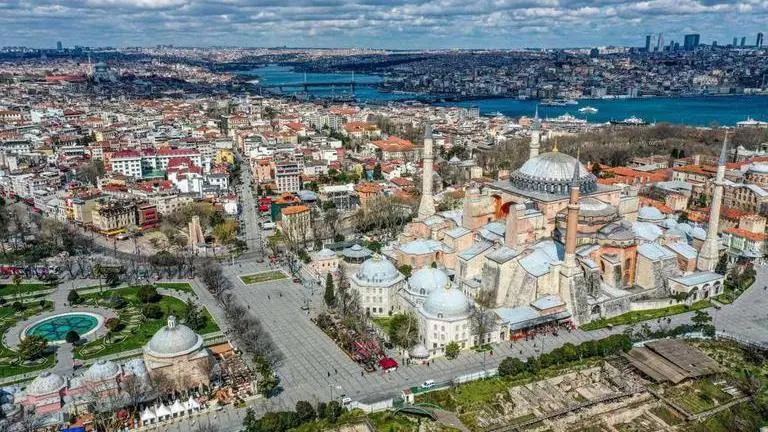 Aerial footage of empty Istanbul streets in lockdown