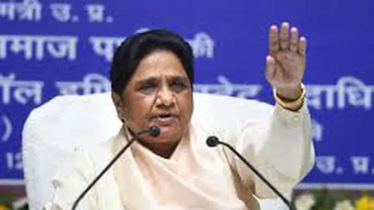 Priyanka was in Rajasthan, didn't have time to wipe tears of Kota children's mothers: Mayawati Mayawati