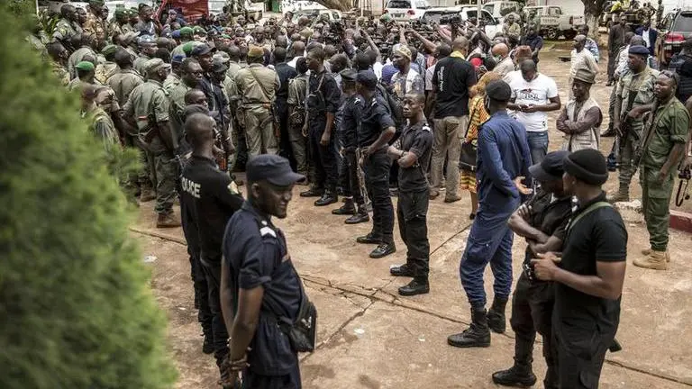 France vows to continue anti-terrorist ops in Mali France vows to continue anti-terrorist ops in Mali