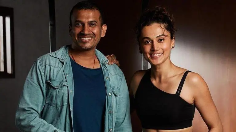 Taapsee Pannu flaunts abs in latest Instagram post; fans react Taapsee Pannu