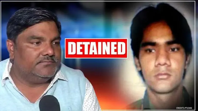 Delhi cops detain Tahir Hussain's brother Shah Alam in connection with IB Officer's murder Delhi