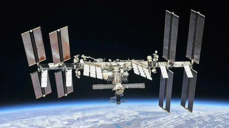 ISS prepares to evade approaching Chinese space debris before NASA-SpaceX Crew-3 launch Space station
